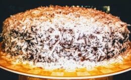 bolo de chocolate de coco